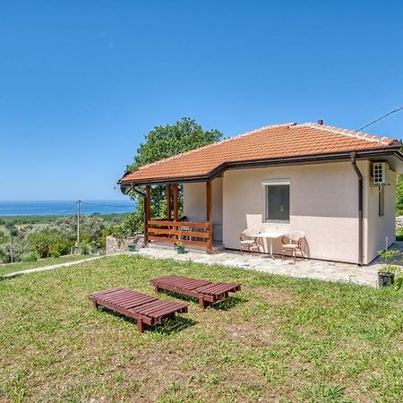 Two Bedroom House With Sea View Maj Бульярица Экстерьер фото