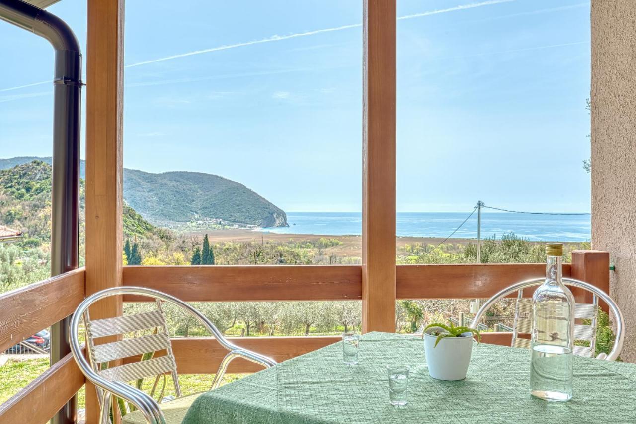 Two Bedroom House With Sea View Maj Бульярица Экстерьер фото