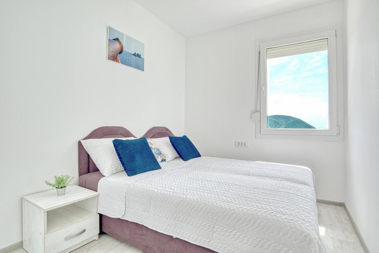 Two Bedroom House With Sea View Maj Бульярица Экстерьер фото