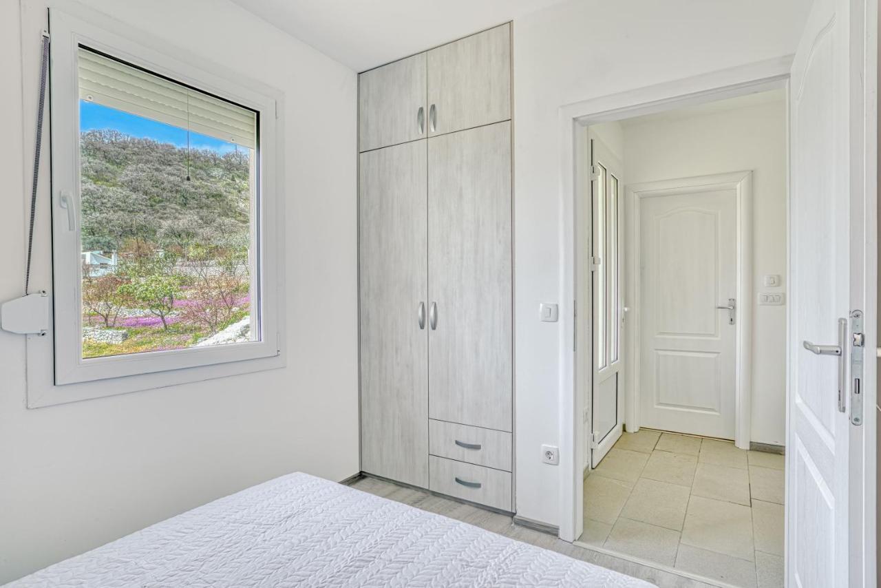 Two Bedroom House With Sea View Maj Бульярица Экстерьер фото
