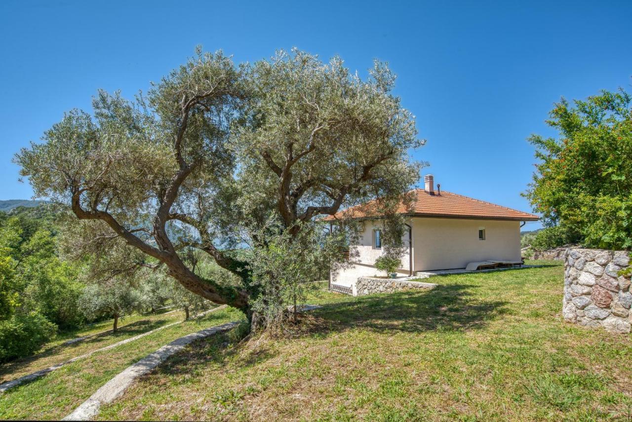 Two Bedroom House With Sea View Maj Бульярица Экстерьер фото